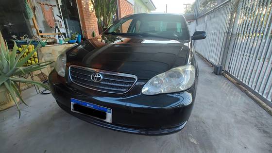 TOYOTA COROLLA 1.8 XEI 16V GASOLINA 4P AUTOMÁTICO TOYOTA COROLLA 1.8 XEI 16V GASOLINA 4P AUTOMÁTICO